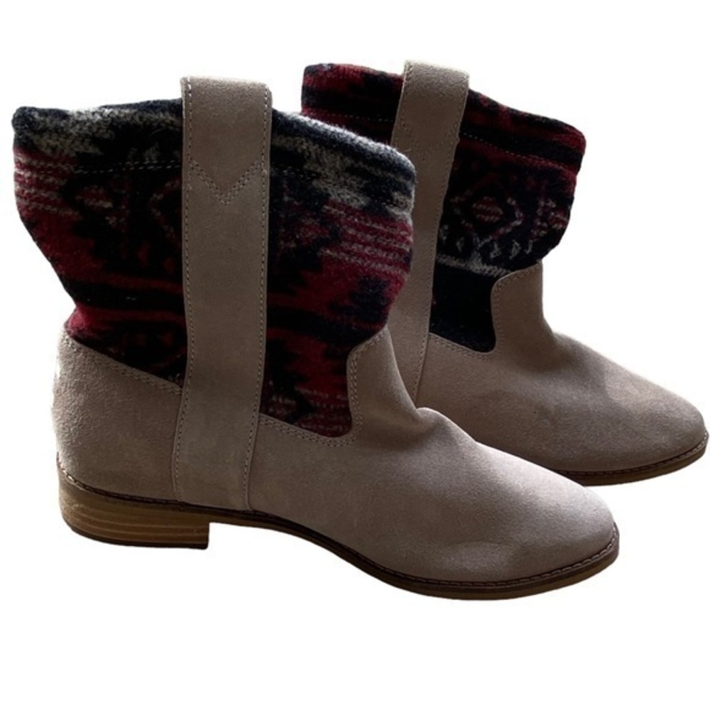 Toms Aztec Laurel Booties 6.5 NWT Desert Taupe Suede
